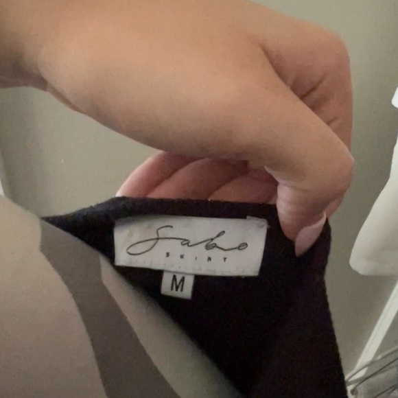 Sabo Skirt Black Crop Top - Picture 2 of 2